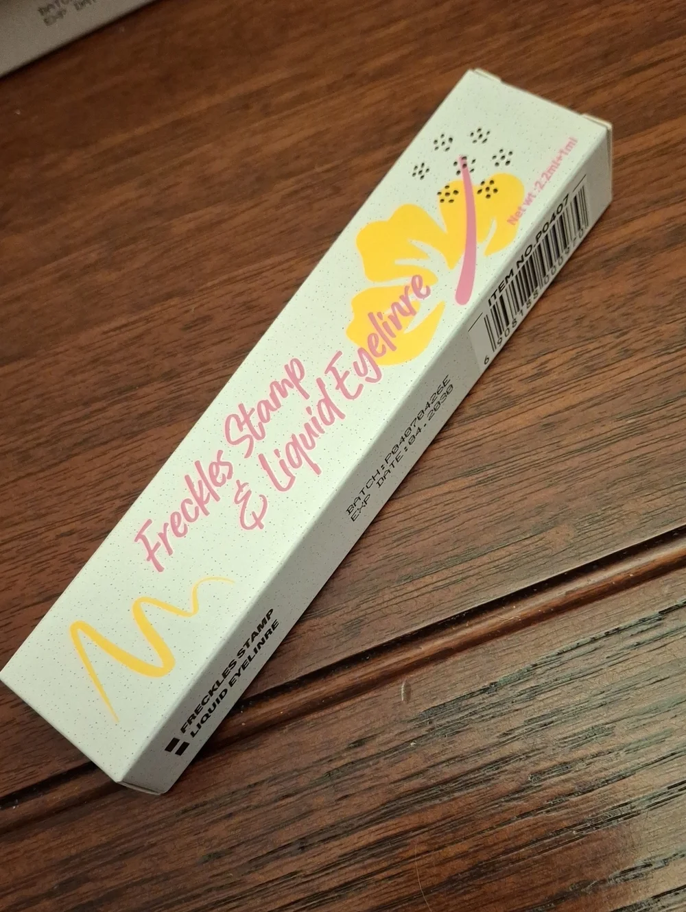 Pagevine #1 Freckles Stamp & Liquid Eyeliner - 3.2ml (2.2ml/1ml) New